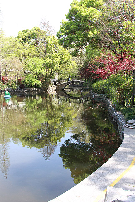 Шанхай, Хункоу, Парк Лу Синя (Shanghai, Hongkou, Lu Xun Park)