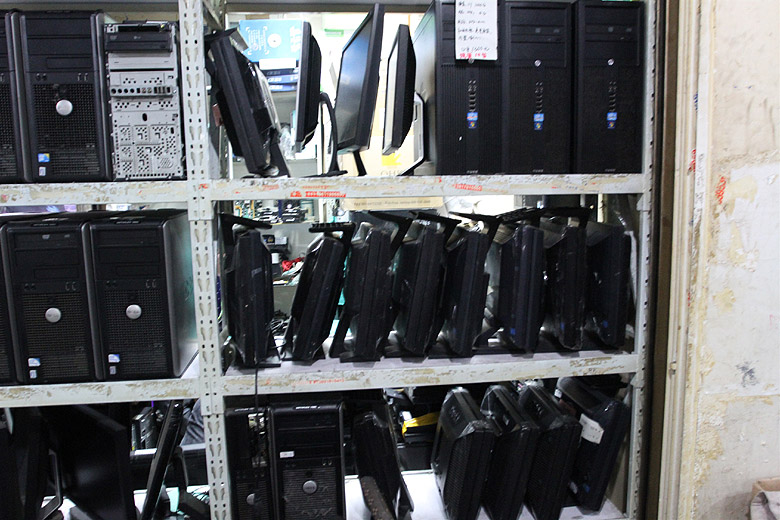 Шанхай, Хункоу, Рынок электроники Цюцзян (Shanghai, Hongkou, Shanghai Qiujiang Electronic Market)