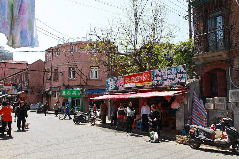 Шанхай, Хункоу, Улочки рядом с Комитетом КПК Провинции Цзянсу (Shanghai, Hongkou, Streets around Site of CPC Jiangsu Provincial Committee)