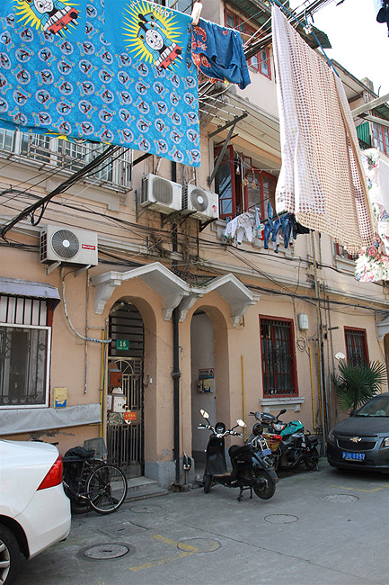 Шанхай, Хункоу, Улочки рядом с Комитетом КПК Провинции Цзянсу (Shanghai, Hongkou, Streets around Site of CPC Jiangsu Provincial Committee)