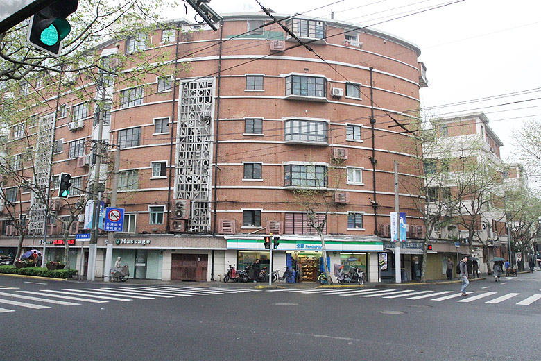 Шанхай, экскурсия Храм Цзинань, Avenue Apartments (Shanghai, Jing'an Temple Area, Avenue Apartments)