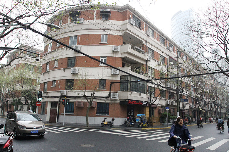 Шанхай, экскурсия Храм Цзинань, Avenue Apartments (Shanghai, Jing'an Temple Area, Avenue Apartments)