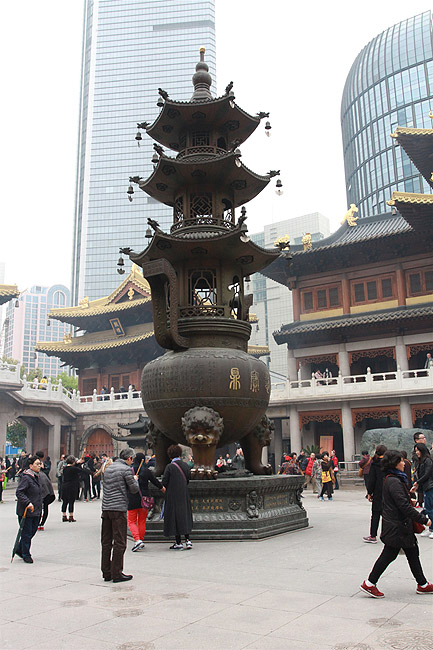 Шанхай, экскурсия Храм Цзинань, Храм Цзинань (Shanghai, Jing'an Temple Area, Jing'an Temple)