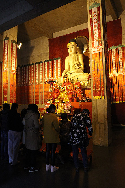 Шанхай, экскурсия Храм Цзинань, Храм Цзинань (Shanghai, Jing'an Temple Area, Jing'an Temple)