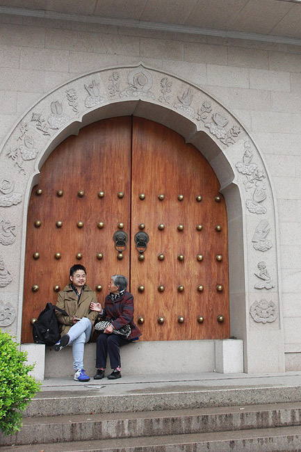 Шанхай, экскурсия Храм Цзинань, Храм Цзинань (Shanghai, Jing'an Temple Area, Jing'an Temple)