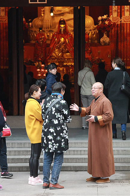 Шанхай, экскурсия Храм Цзинань, Храм Цзинань (Shanghai, Jing'an Temple Area, Jing'an Temple)