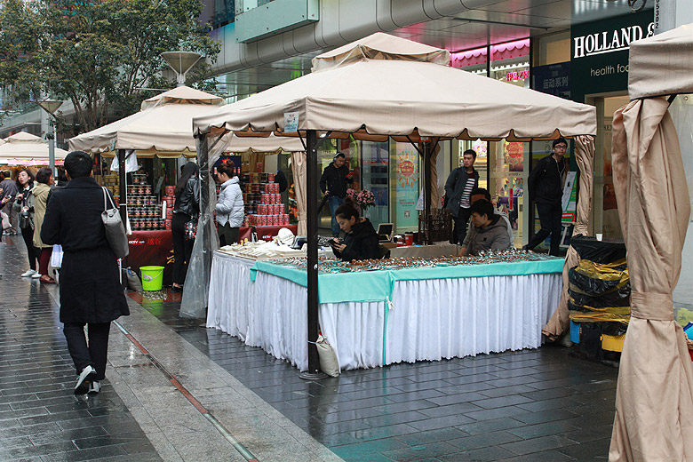Шанхай, экскурсия Храм Цзинань, Улица ресторанов Уцзян (Shanghai, Jing'an Temple Area, Wujiang Road Snack Street)
