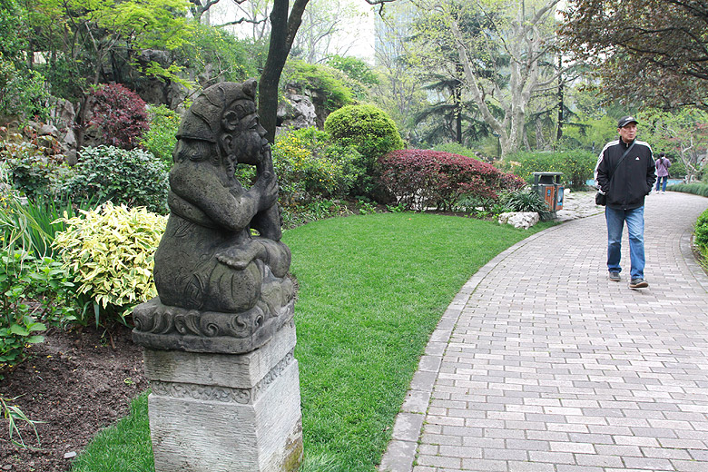 Шанхай, экскурсия Храм Цзинань, Парк Цзинань (Shanghai, Jing'an Temple Area, Jing'an Park)