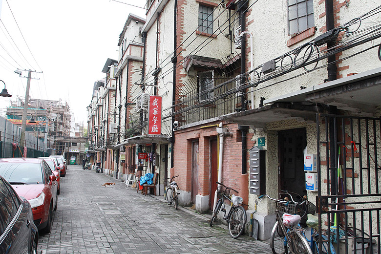 Шанхай, экскурсия Храм Цзинань, Хутун Дашэн (Shanghai, Jing'an Temple Area, Dasheng Hutong)