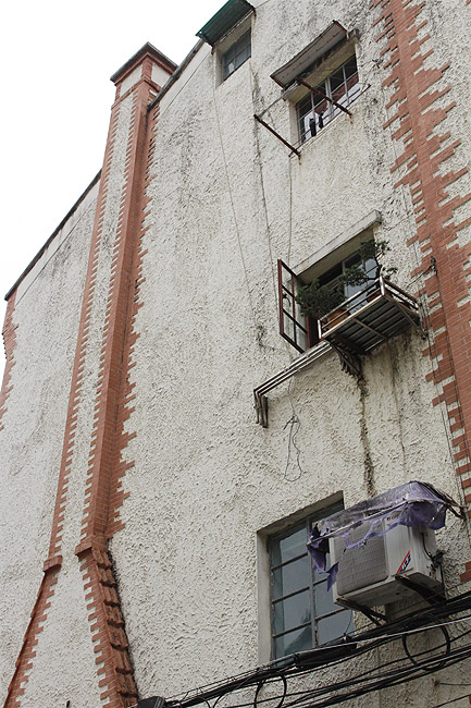 Шанхай, экскурсия Храм Цзинань, Хутун Дашэн (Shanghai, Jing'an Temple Area, Dasheng Hutong)