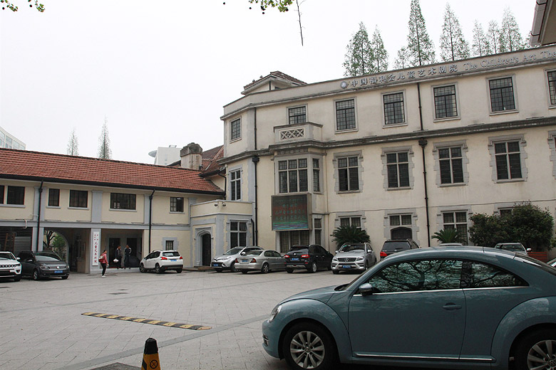 Шанхай, экскурсия Храм Цзинань, Детский Художественный Театр (Shanghai, Jing'an Temple Area, Children's Art Theater)