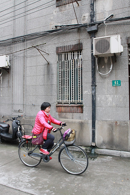 Шанхай, экскурсия Храм Цзинань, Аллея 749 (Shanghai, Jing'an Temple Area, Lilong 749)