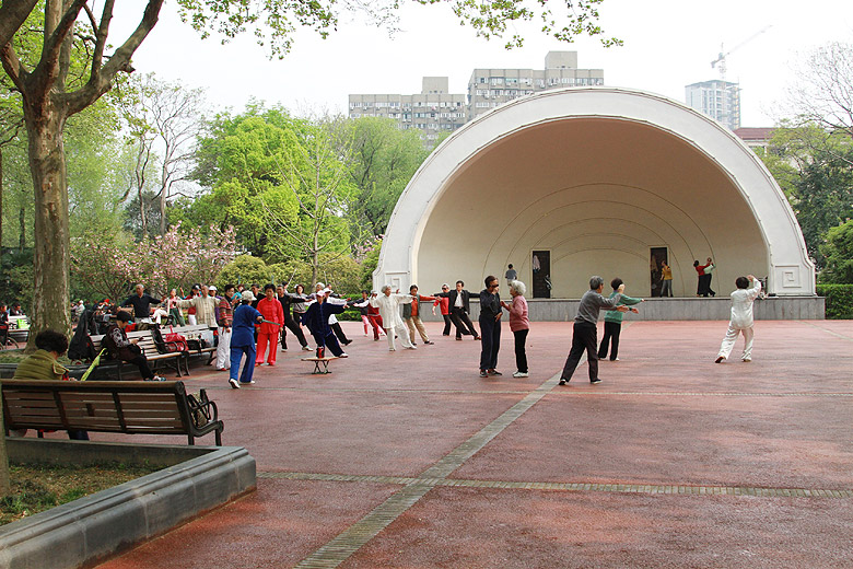 Шанхай, экскурсия Храм Цзинань, Парк Чжуншань (Shanghai, Jing'an Temple Area, Zhongshan Park)