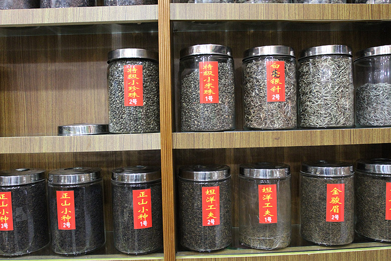 Шанхай, экскурсия Храм Цзинань, Чайный Рынок Тяньшань (Shanghai, Jing'an Temple Area, Tianshan Tea Market)