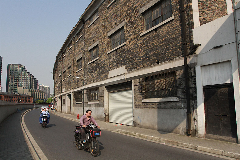 Шанхай, экскурсия Улица Наньцзин, улицы строительных материалов (Shanghai, Hardware Streets near Nanjing Road)
