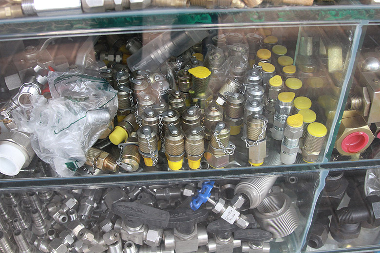 Шанхай, экскурсия Улица Наньцзин, Beijing Road - hardware street (Shanghai, Beijing Road - hardware street)