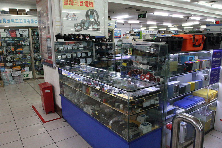 Шанхай, экскурсия Улица Наньцзин, Рынок электроники SEG Electronic Market (Shanghai, SEG Electronic Market)