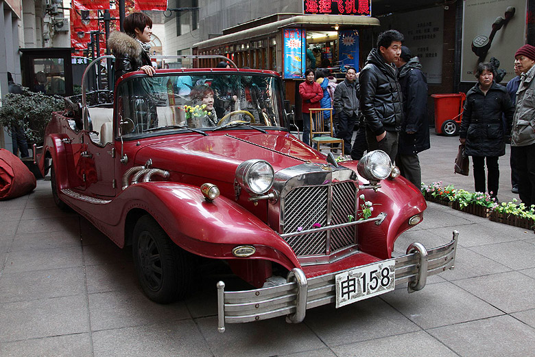 Шанхай, улица Наньцзин (Shanghai, Nanjing Road)