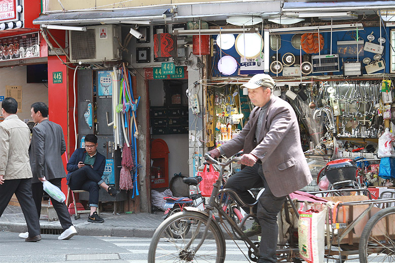 Шанхай, экскурсия Улица Наньцзин, Ningbo Road - все для ремонта (Shanghai, Ningbo Road - all for home repair and DIY)