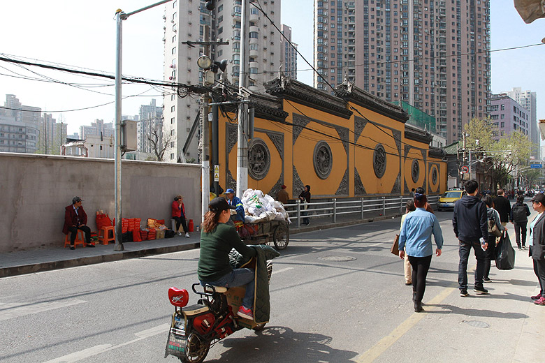 Шанхай, экскурсия Храм Нефритового Будды, Защитная стена (Shanghai, Jade Buddha Temple, Protective Wall)