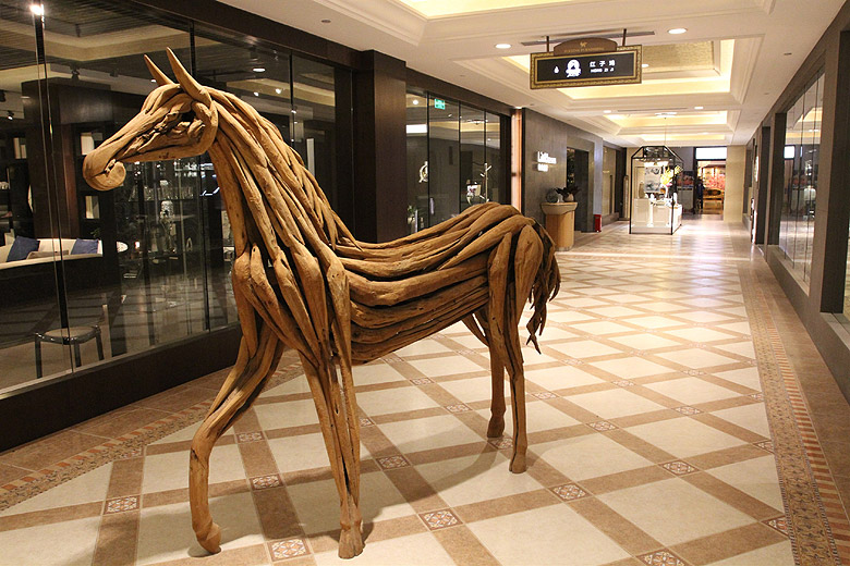 Шанхай, экскурсия Храм Нефритового Будды, Мебельный центр Yuexing International Home Furnishings (Shanghai, Yuexing International Home Furnishings)