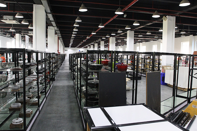 Шанхай, экскурсия Храм Нефритового Будды, Jiuzong Hotel Equipment Hypermarket (HEC Depot) (Shanghai, Jiuzong Hotel Equipment Hypermarket (HEC Depot))