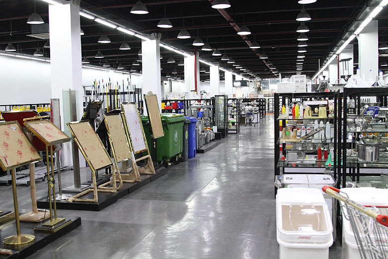 Шанхай, экскурсия Храм Нефритового Будды, Jiuzong Hotel Equipment Hypermarket (HEC Depot) (Shanghai, Jiuzong Hotel Equipment Hypermarket (HEC Depot))