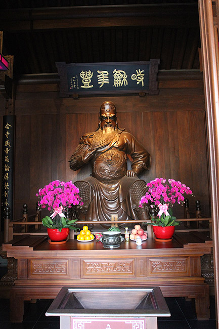 Шанхай, экскурсия Храм Нефритового Будды, Зал Самгхарама (Shanghai, Jade Buddha Temple, Samgharama Hall)