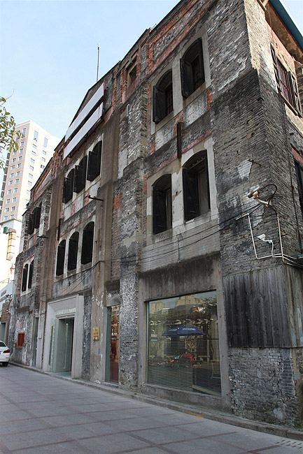 Шанхай, экскурсия Храм Нефритового Будды, Бывший склад №5 (Shanghai, Warehouse No.5 of China Textile Construction Company)