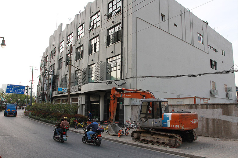 Шанхай, экскурсия Храм Нефритового Будды, Склад Guang 2-nd Warehouse (Shanghai, Guang 2-nd Warehouse)