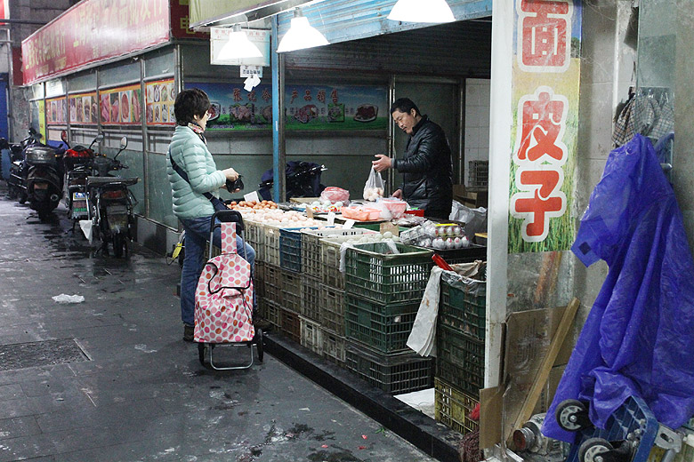 Шанхай, экскурсия Нормандия, Рынок улицы Уи (Shanghai, Normandie Area, Wuyi Road Wet Market)