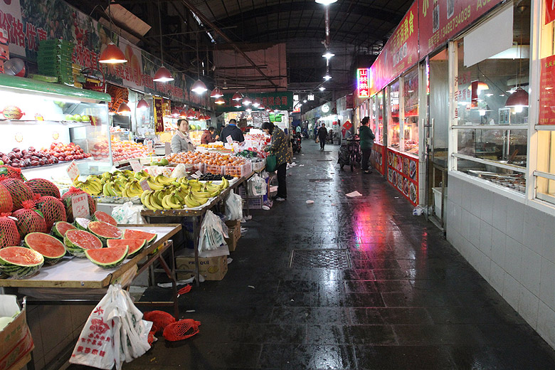 Шанхай, экскурсия Нормандия, Рынок улицы Уи (Shanghai, Normandie Area, Wuyi Road Wet Market)