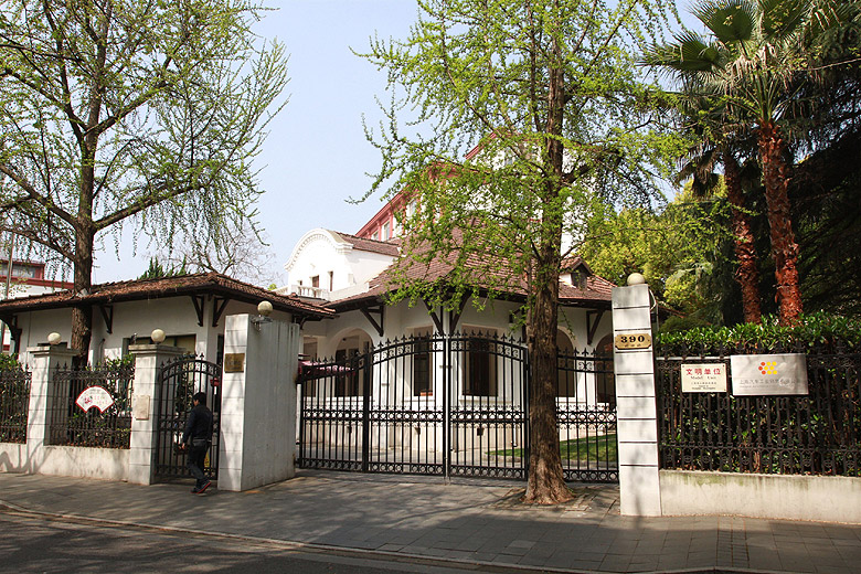 Шанхай, экскурсия Нормандия, Бывшее Итальянское Консульство (Shanghai, Normandie Area, Former Italian Consulate)