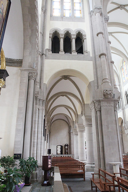 Шанхай, экскурсия к Базилике Девы Марии, Базилика Девы Марии (Shanghai, Sheshan Basilica)