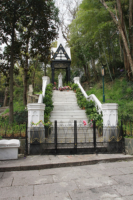 Шанхай, экскурсия к Базилике Девы Марии, Павильоны Трех Святых (Shanghai, Sheshan Basilica, Three Saints Pavilions)