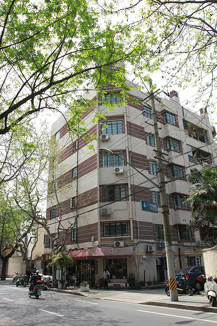 Фото. Dufour Apartments
